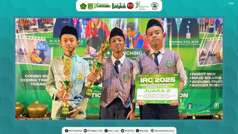 MTsN 1 Pati Juara 2 IRC 2025 Surakarta dengan Robot Inovatif 'Smart Coop'