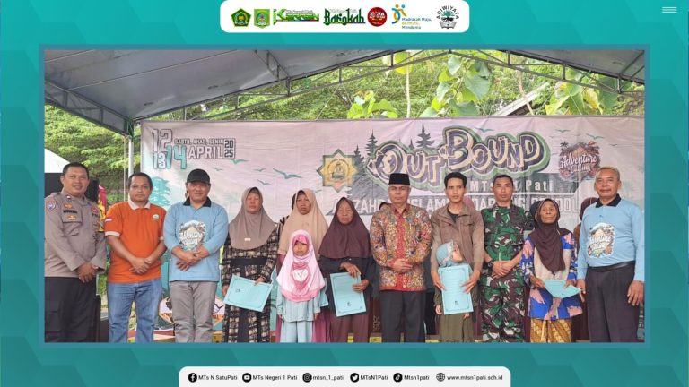 Perkuat Karakter Kepemimpinan dan Peduli, Az Zahrah IBS MTsN 1 Pati Gelar Outbound